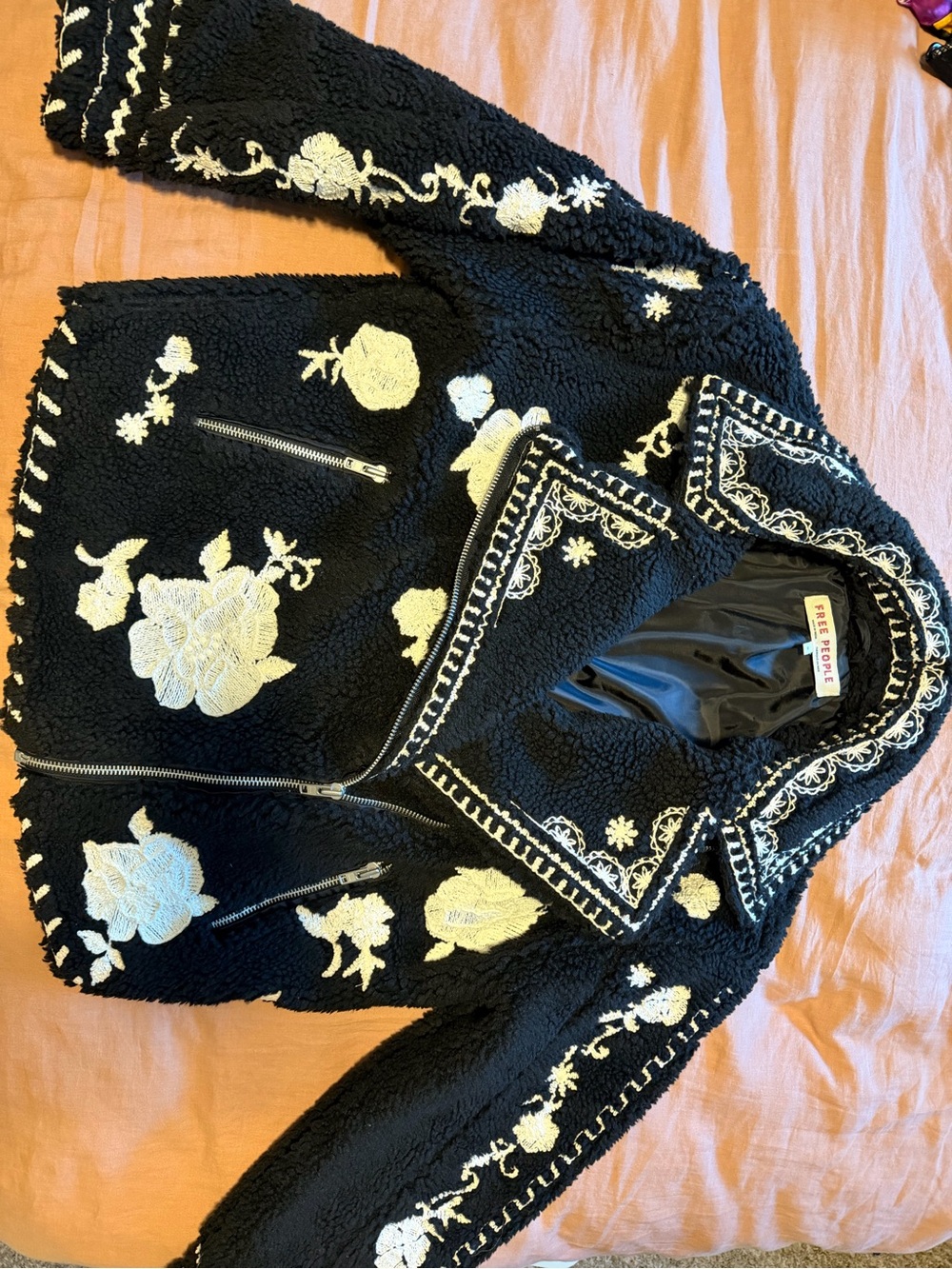 Free People Maya Embroidered Sherpa jacket - Picture 6 of 7